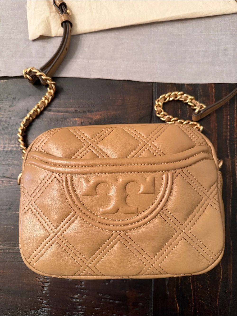 Tory Burch Fleming Soft Camera Bag